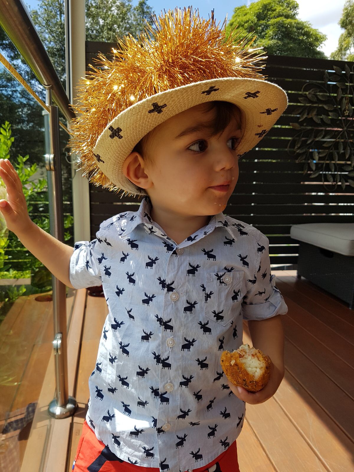 PP with his Christmas hat