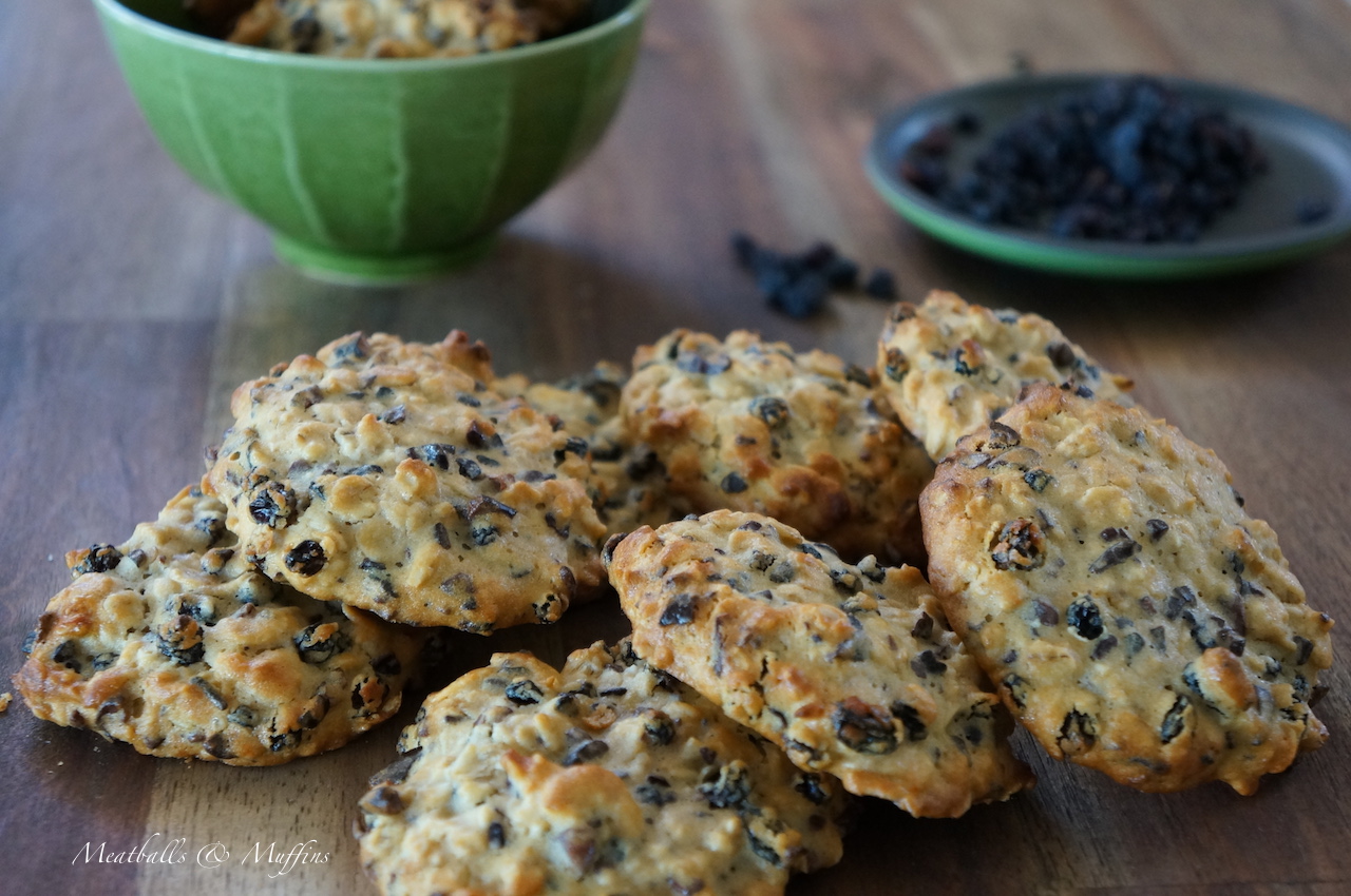 Cocoa Chio Cookies &amp; bowl