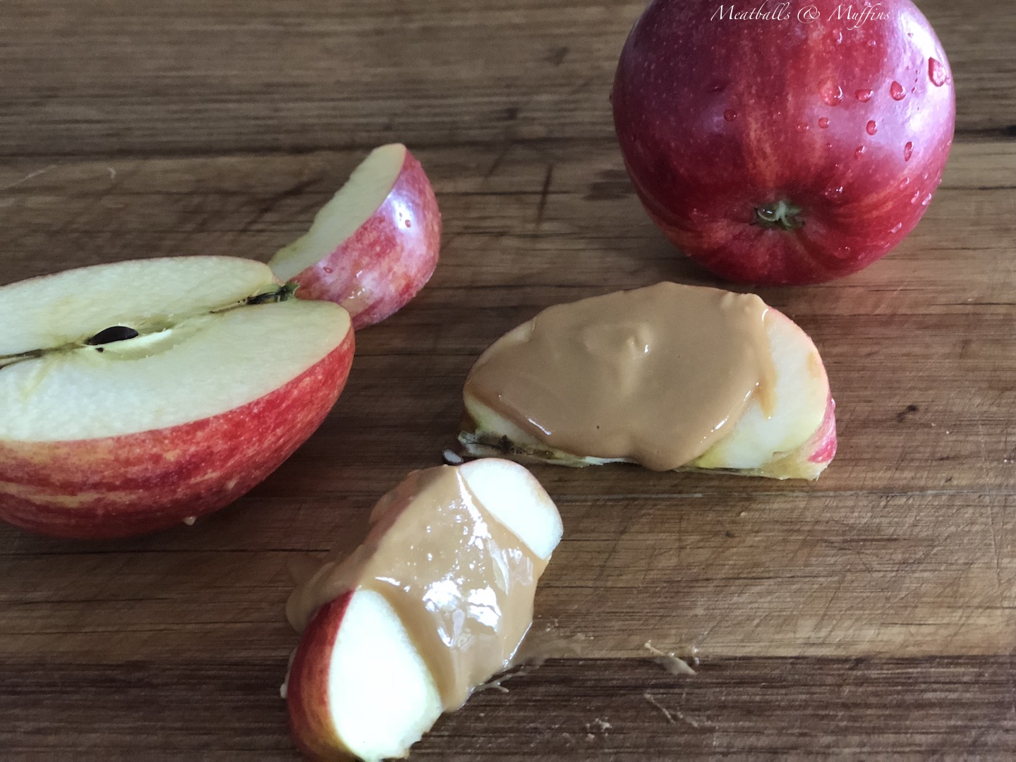 Peanut butter on apple slices